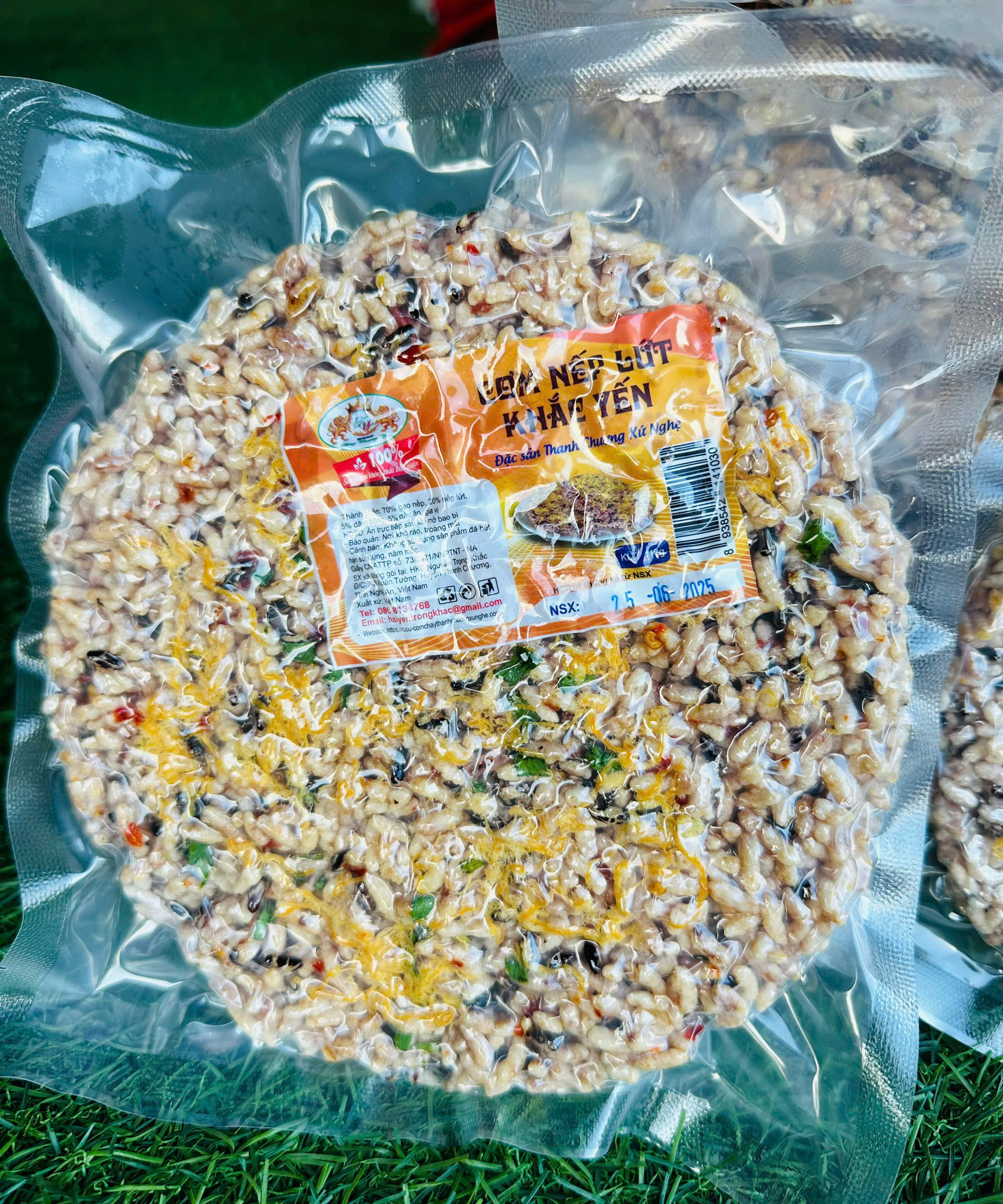 Cơm nếp lứt Khắc Yến